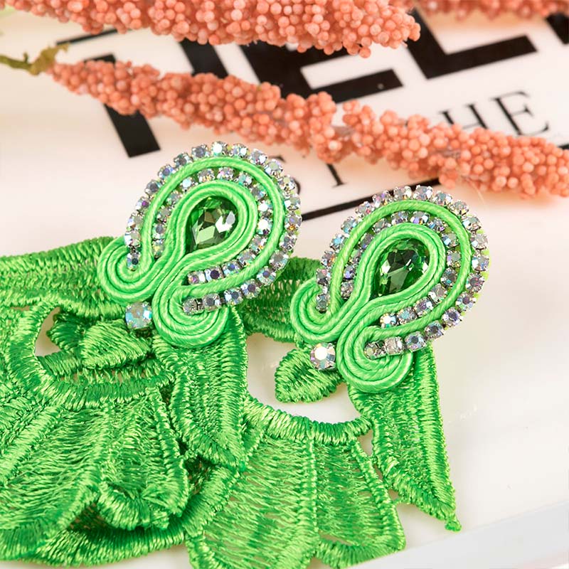 Modne damskie kolczyki, biżute – New Ethnic Fashion recenzja i cena